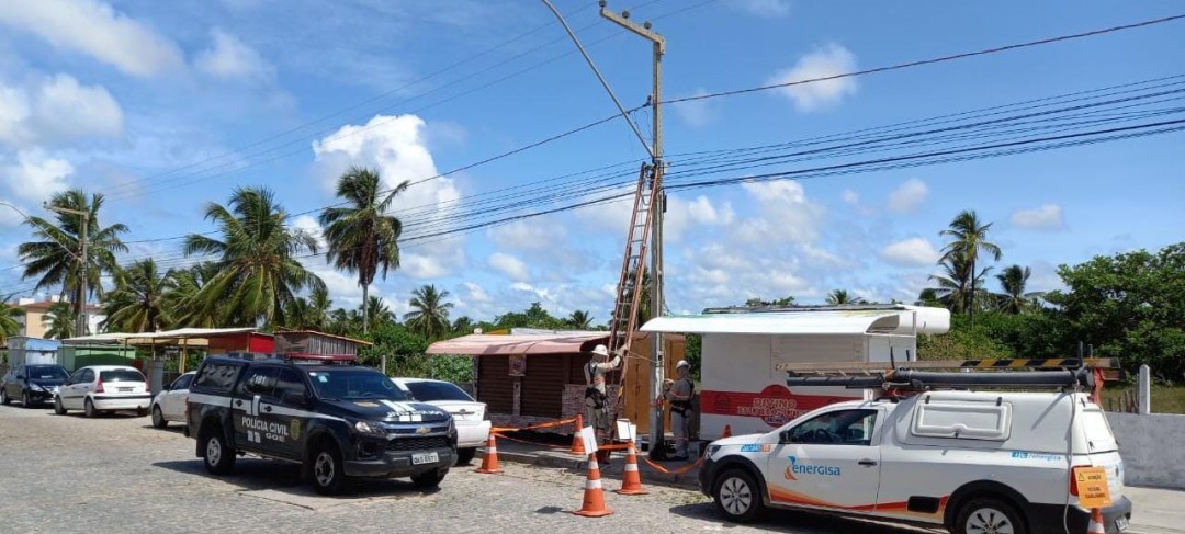 Inspeção identifica oito bares com ligações clandestinas de energia elétrica na Barra dos Coqueiros