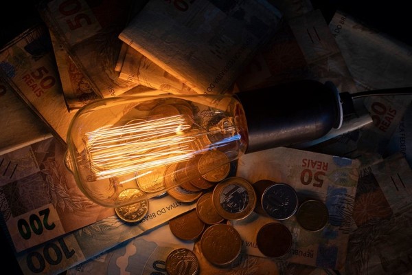 Tarifa de energia é reajustada para mais de 900 mil clientes em Sergipe