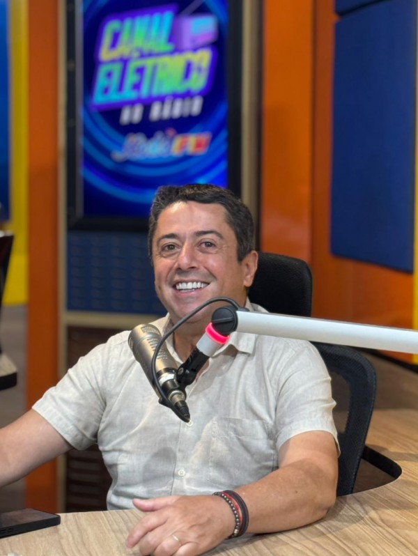 Fabiano Oliveira reestreia na Xodó FM com o programa Canal Elétrico
