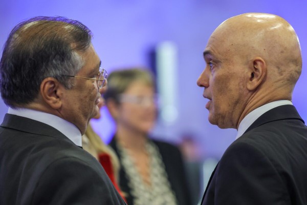 PL REJEITA POSSÍVEL ACORDO ENVOLVENDO MINISTROS DO STF