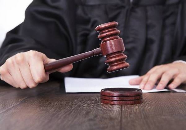PEC do quinquênio custará R$ 1,8 bi em ‘bônus’ para juízes e procuradores