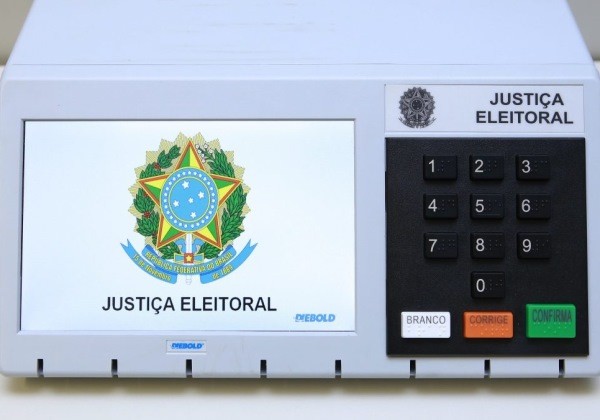 Partidos políticos iniciam período de convenções para definir candidatos às eleições de 2026