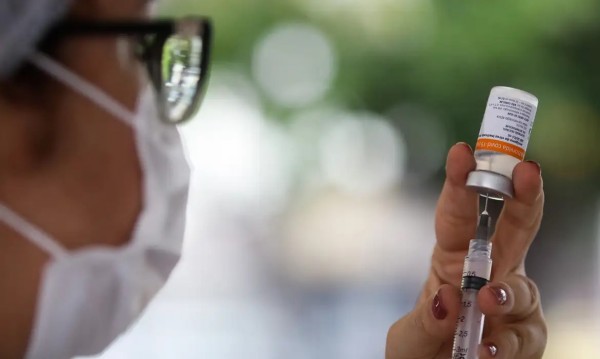 Anvisa atualiza vacinas contra a covid-19 para reforçar proteção contra novas variantes