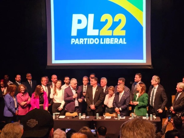 PL oficializa Alfredo Gaspar como candidato a vice-presidente na chapa de Flávio Bolsonaro