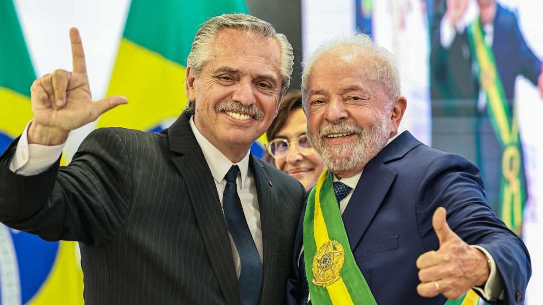 Entenda a moeda comum entre Brasil e Argentina